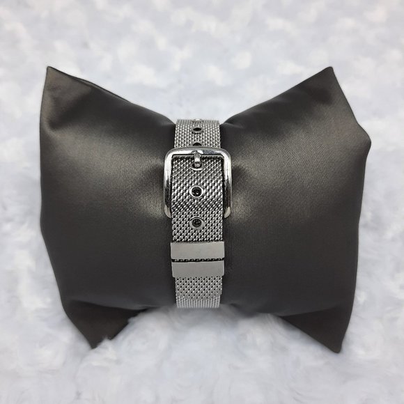 Coach Women's Tatum Watch/Silvertone mesh bracelet - Picture 3 of 10